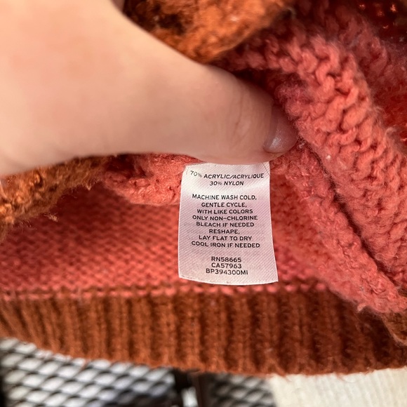 Striped sweater - Picture 3 of 3